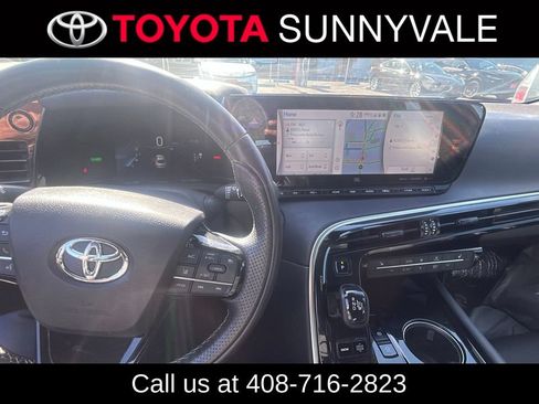 Used 2022 Toyota Mirai w/ Advanced Technology Package RWD image 4