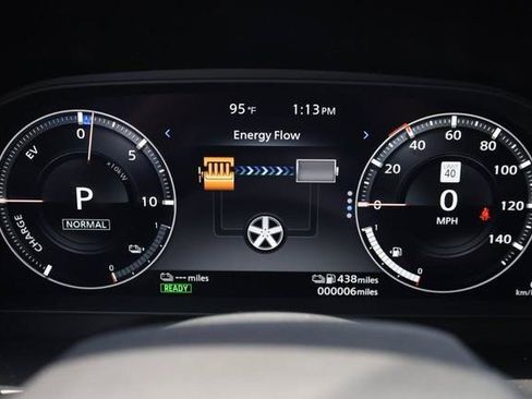 New 2026 Nissan Rogue Platinum AWD/4WD image 10