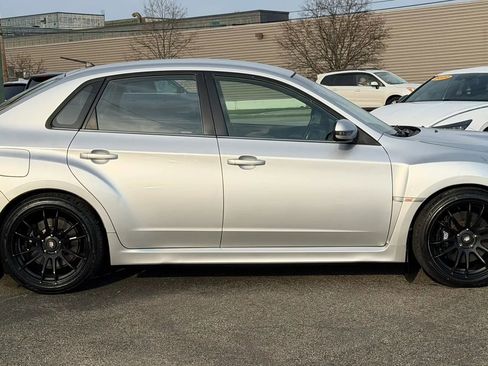 Used 2011 Subaru Impreza WRX STI image 6