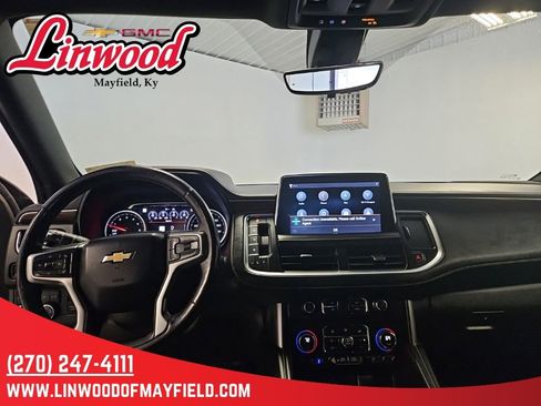 Used 2021 Chevrolet Tahoe Premier w/ Premium Package AWD/4WD image 17