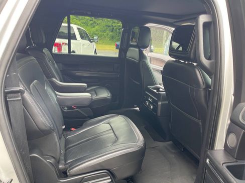 Used 2018 Ford Expedition Max Limited w/ Equipment Group 302A AWD/4WD image 31
