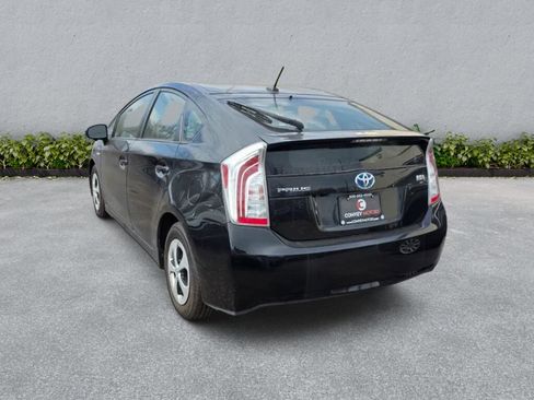 Used 2014 Toyota Prius Four image 8