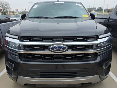 Used 2023 Ford Expedition Limited