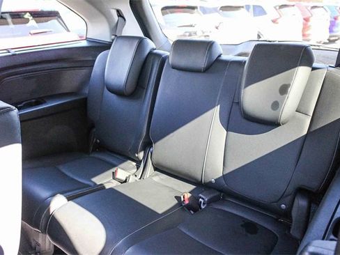 Certified 2024 Honda Odyssey Touring image 23