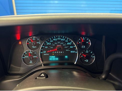 New 2025 Chevrolet Express 3500 LS image 15