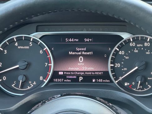 Used 2021 Nissan Rogue SV w/ Premium Package FWD image 14