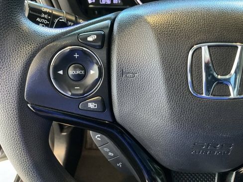 Certified 2022 Honda HR-V EX image 11