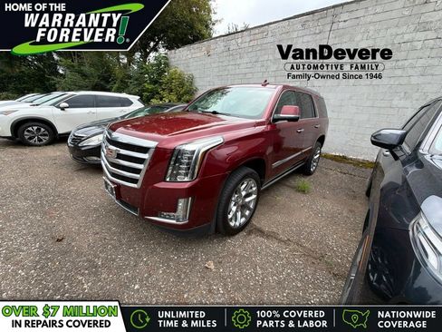 Used 2017 Cadillac Escalade Premium Luxury AWD/4WD image 1