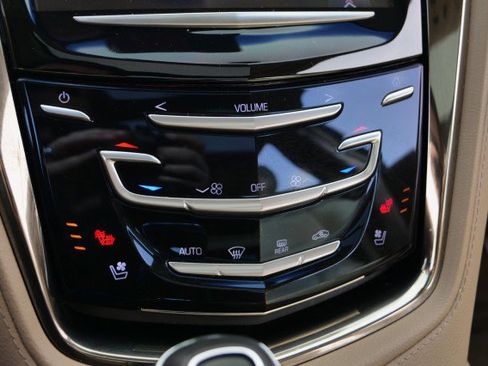 Used 2014 Cadillac CTS Premium image 17