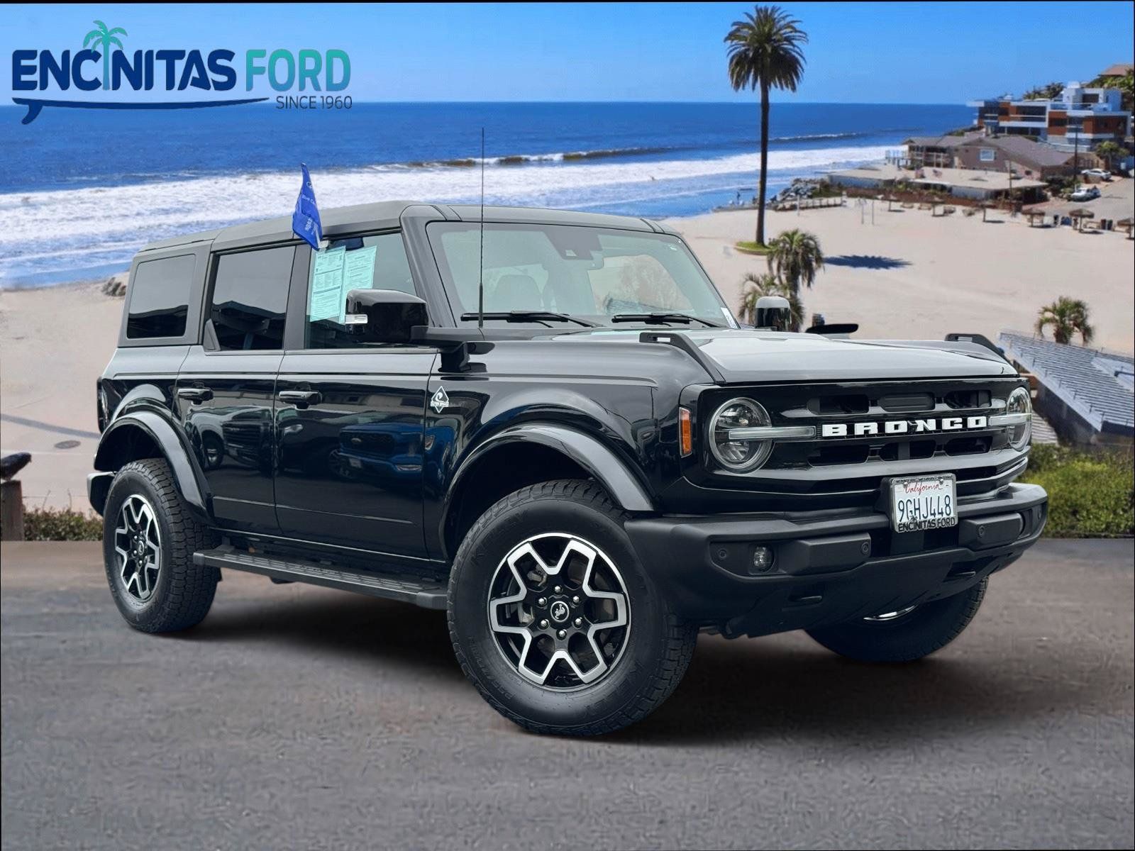 Used 2023 Ford Bronco Outer Banks AWD/4WD image 1
