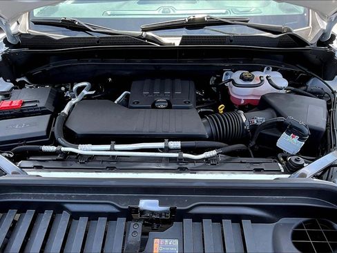 Used 2025 GMC Sierra 1500 Pro w/ Pro Value Package image 27