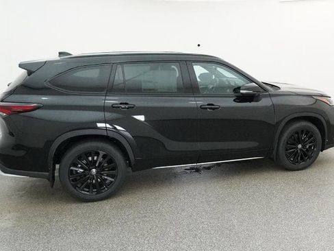 New 2026 Toyota Highlander XSE image 10