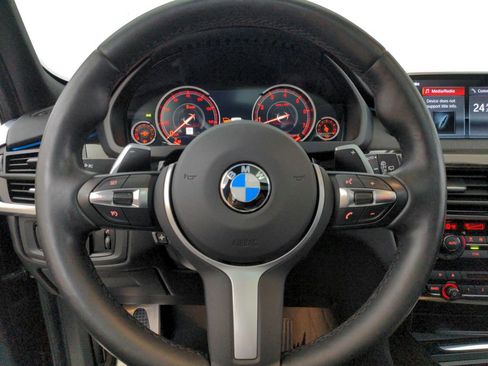 Used 2018 BMW X5 xDrive50i AWD/4WD image 17