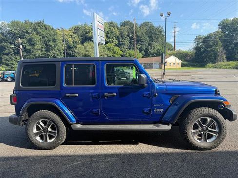 Certified 2020 Jeep Wrangler Unlimited Sahara AWD/4WD image 6