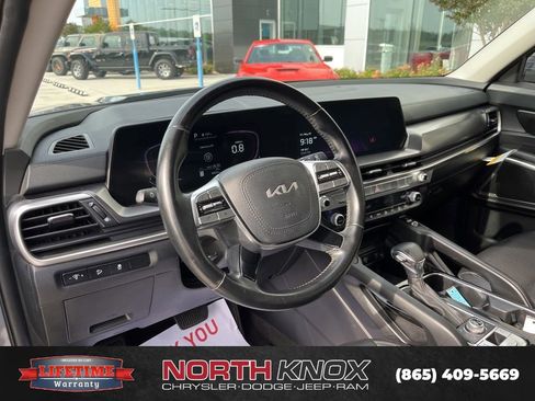 Used 2023 Kia Telluride S w/ S Sunroof Package AWD/4WD image 7