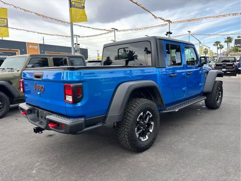 Used 2023 Jeep Gladiator Rubicon image 4