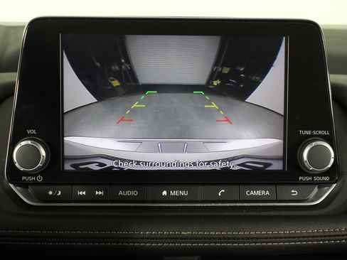 Certified 2024 Nissan Rogue SV FWD image 29