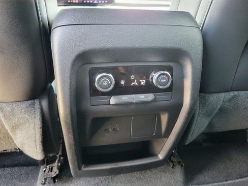 Used 2026 Buick Enclave Preferred FWD image 28
