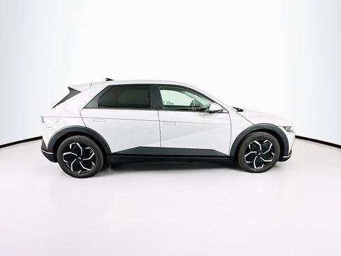 Used 2024 Hyundai Ioniq 5 SEL image 10