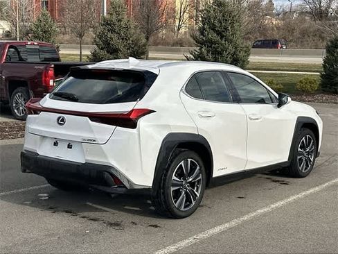 Used 2020 Lexus UX 250h w/ Premium Package image 25