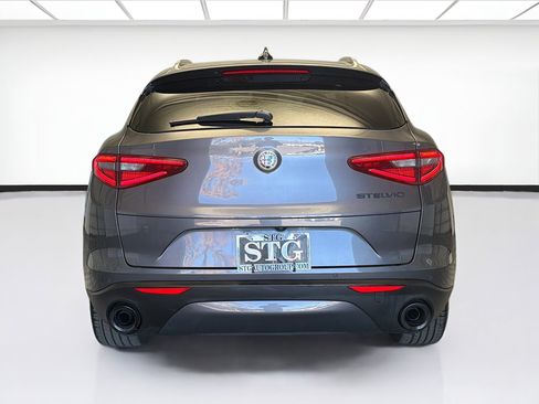 Used 2019 Alfa Romeo Stelvio Sport w/ Quick Order Package 22K Sport image 5