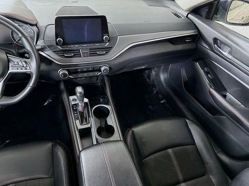 Certified 2024 Nissan Altima 2.5 SR FWD image 25