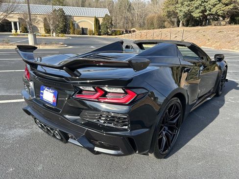 Used 2023 Chevrolet Corvette Z06 w/ Z07 Performance Package image 29