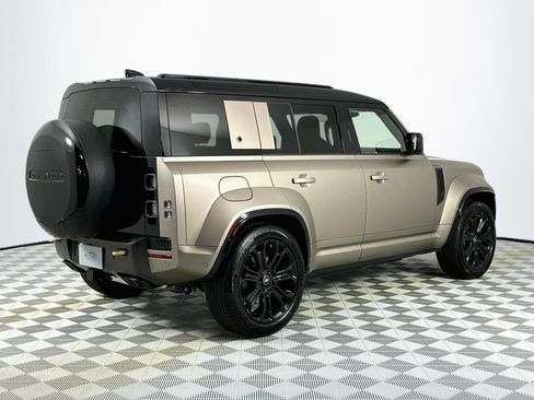 Certified 2025 Land Rover Defender 110 AWD/4WD image 5