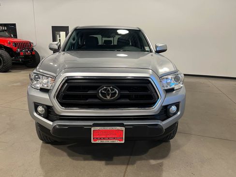 Used 2023 Toyota Tacoma SR5 w/ Technology Package AWD/4WD image 8