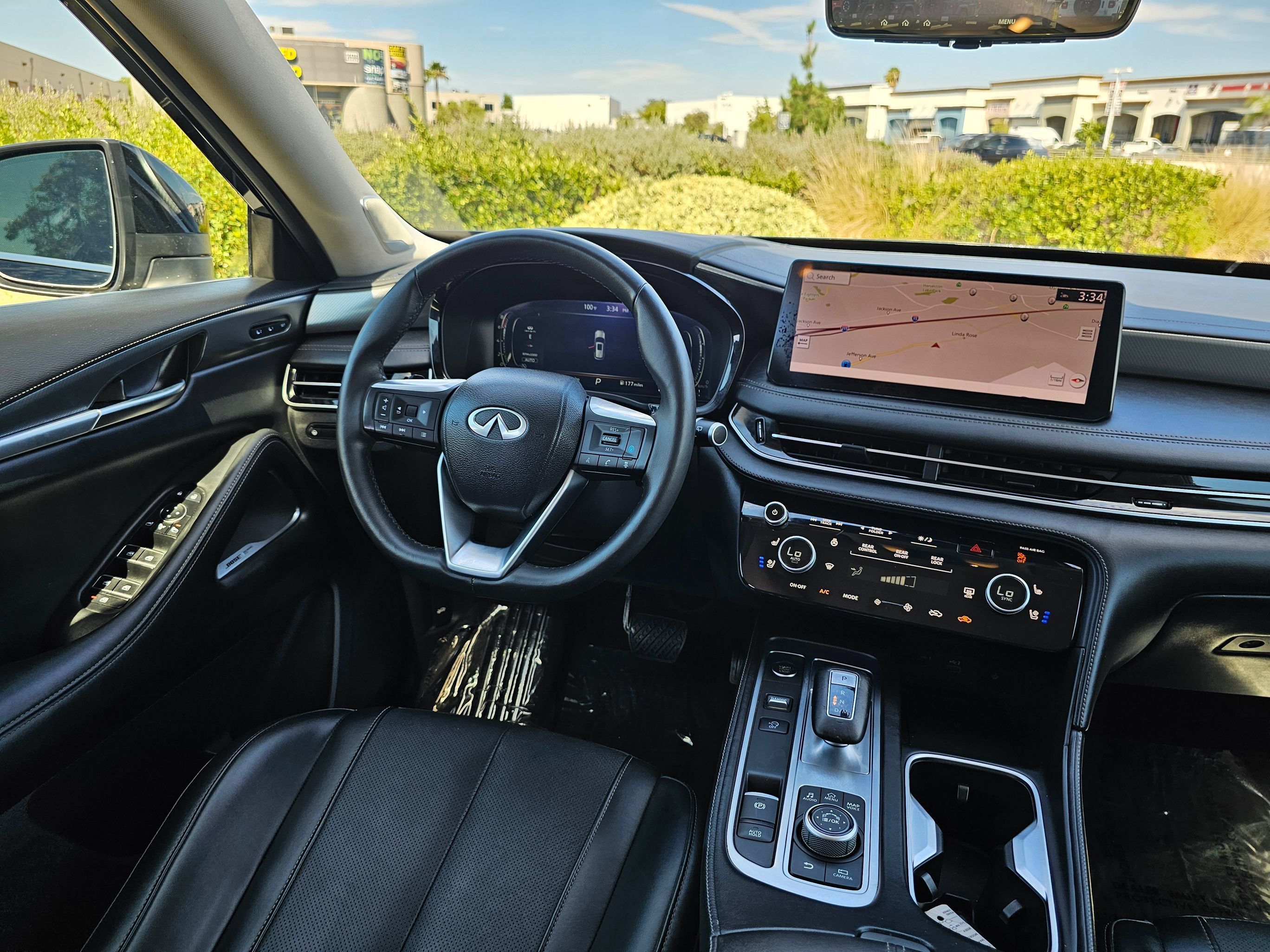 Used 2025 INFINITI QX60 Luxe w/ Vision Package AWD/4WD image 28