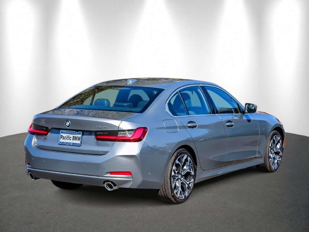 Used 2026 BMW 330i Sedan RWD image 6