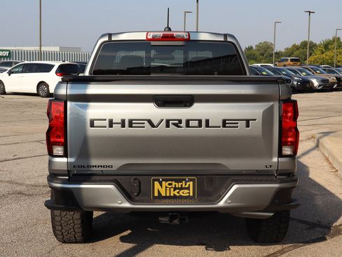 Used 2023 Chevrolet Colorado LT w/ LT Convenience Package II image 6
