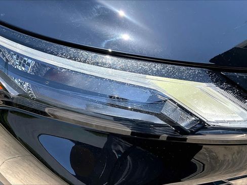 Certified 2025 Nissan Rogue SV FWD image 26