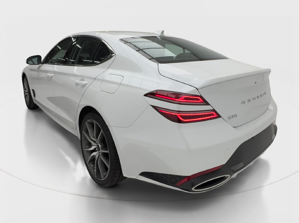 Used 2026 Genesis G70 2.5T RWD image 10