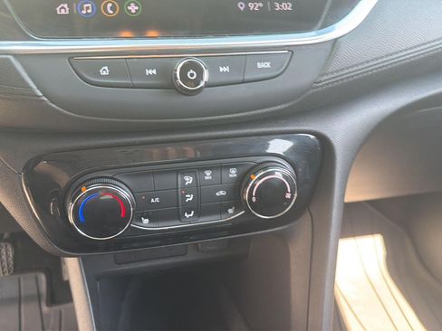 Certified 2020 Buick Encore GX Preferred w/ Cold Weather Comfort Package AWD/4WD image 13