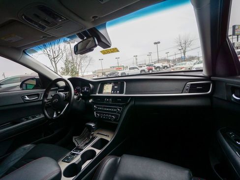 Used 2020 Kia Optima SX image 28