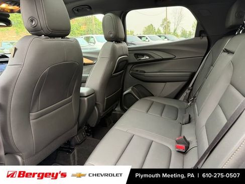 Used 2023 Chevrolet TrailBlazer ACTIV w/ Sun and Liftgate Package AWD/4WD image 10