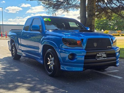 Used 2006 Toyota Tacoma X-Runner RWD image 8