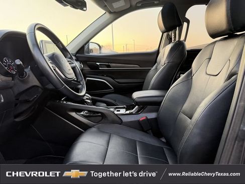 Used 2022 Kia Telluride EX w/ Towing Package FWD image 28