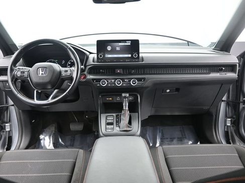 Used 2023 Honda CR-V Sport image 32