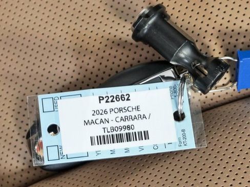 New 2026 Porsche Macan image 37