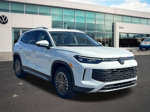 New 2026 Volkswagen Tiguan S AWD/4WD image 3