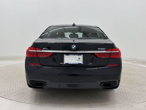 Used 2019 BMW 740i xDrive w/ M Sport Package AWD/4WD image 10