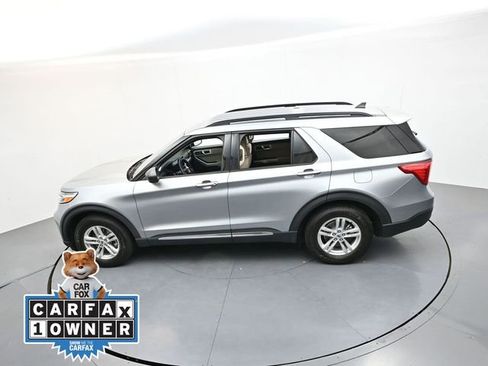 Used 2022 Ford Explorer XLT RWD image 22