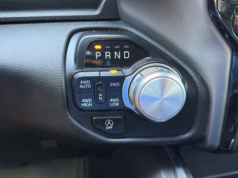 Used 2021 RAM 1500 Laramie w/ Sport Appearance Package AWD/4WD image 15