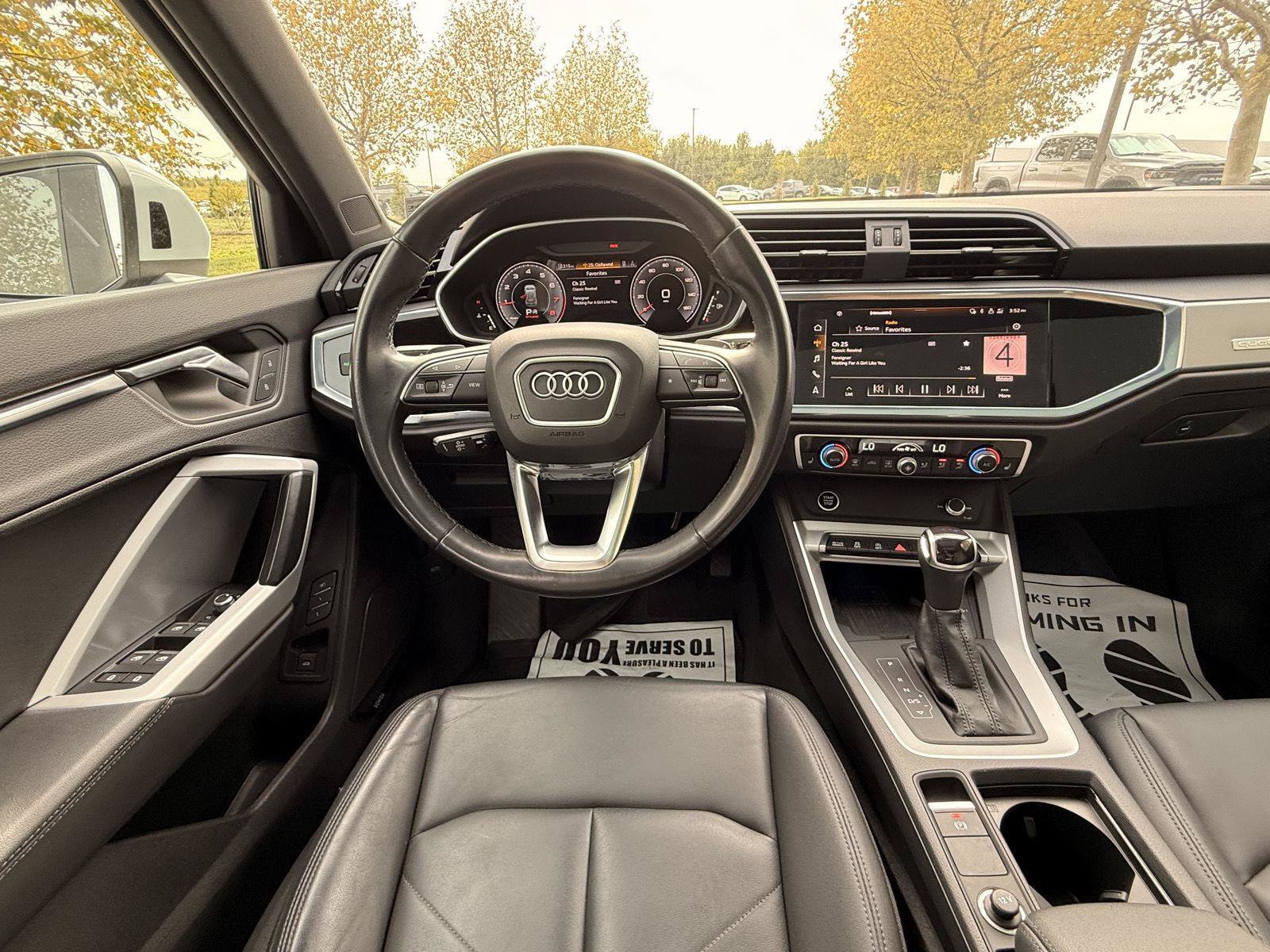 Used 2023 Audi Q3 2.0T Premium Plus AWD/4WD image 25