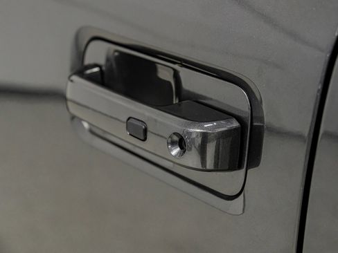 Used 2019 Ford F150 Raptor w/ Equipment Group 802A Luxury image 46