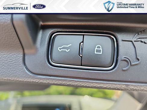 New 2026 Ford Explorer Active RWD image 16