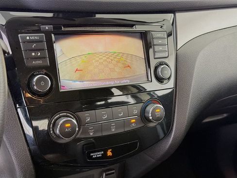 Used 2021 Nissan Rogue Sport S FWD image 18