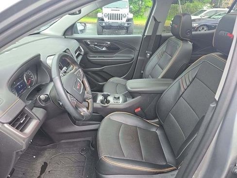 Used 2023 GMC Terrain AT4 AWD/4WD image 4